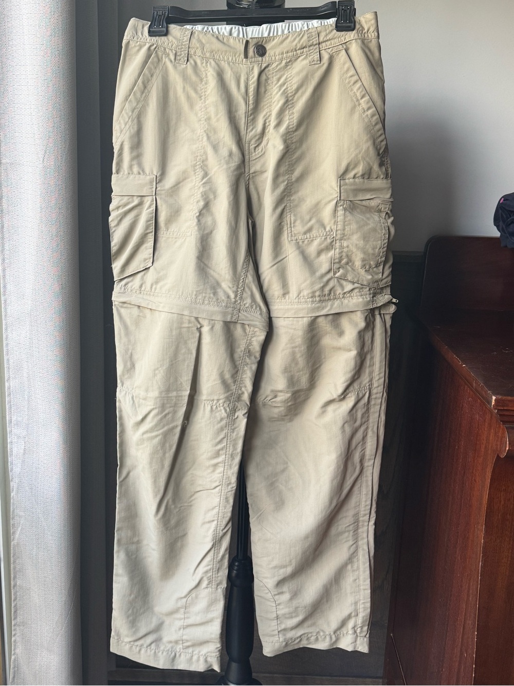 REI women's Convertible Cargo Pants in tan sz 6 EUc